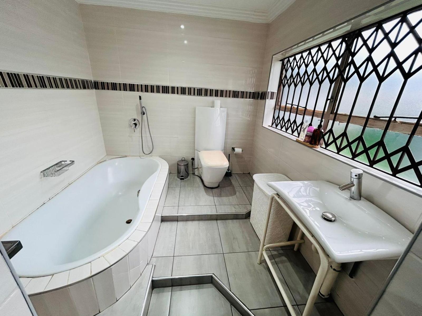 The Greenary Guest House And Restaurant Thohoyandou Esterno foto
